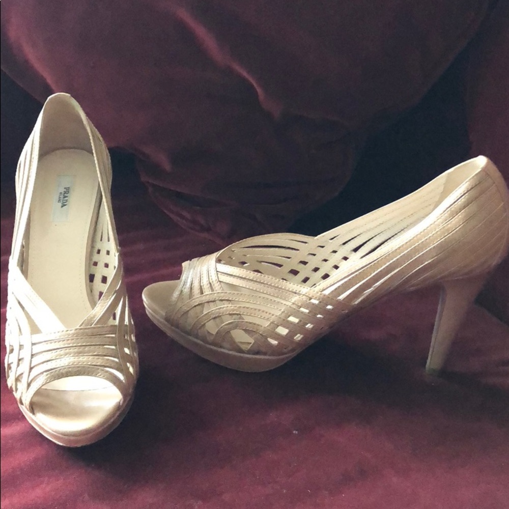 PRADA beige leather cage platform pumps